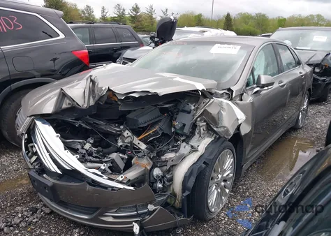 2015 Lincoln Mkz z USA, uszkodzony, nr VIN 3LN6L2G97FR623959